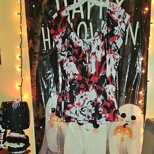 Signature by Larry Levine Red & Black Blouse W/Ruffle Sleeves And Flair Hem